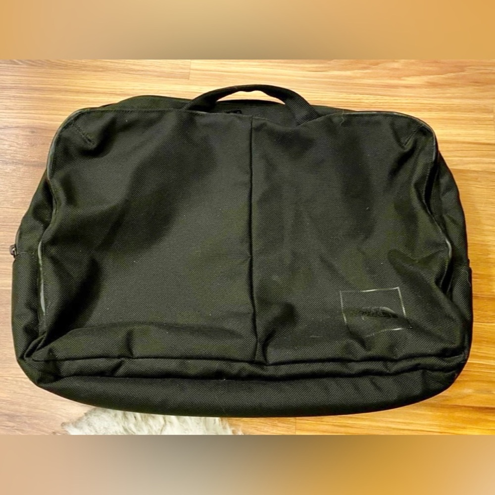 The NF Shuttle Series Pack Project Messenger